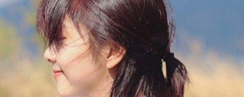 慵懶韓式低馬尾怎么扎 慵懶韓式低馬尾怎么扎